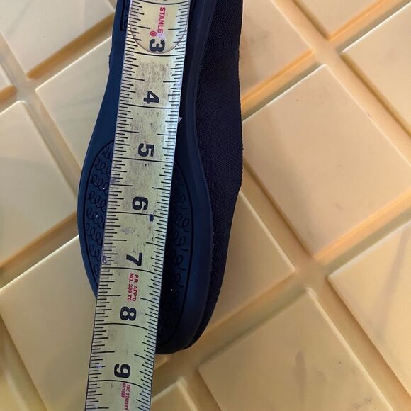 Rothy’s The Kids Loafer Size 3 - Picture 8 of 9